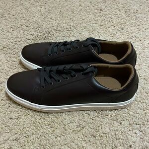 Banana Republic causal shoes